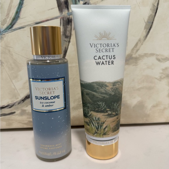 SOLD✨VICTORIA’S SECRET set 🤍 - Picture 4 of 9